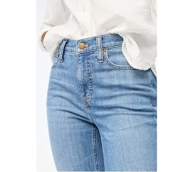 NWT J.Crew Flare Crop Mid-Rise Jean in All-Day Stretch Blue Pebble Wash Size 27